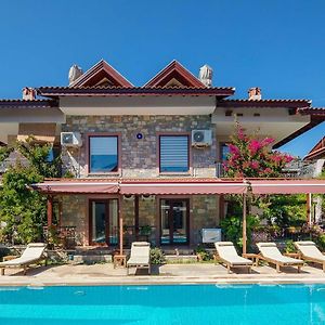 Vira Apart Suites